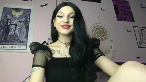 Snapshot of agnesm0on chatting on 01/10/25, 05:34 Moon online show from 01/10/25, 05:34