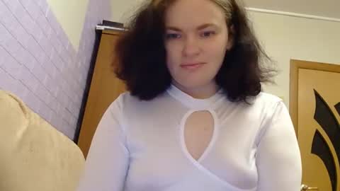 Snapshot of agnettta chatting on 09/15/25, 11:49 Agnettta online show from 09/15/25, 11:49