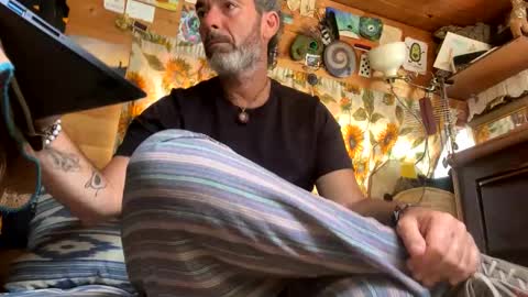 Juan online show from 03/04/25, 12:01