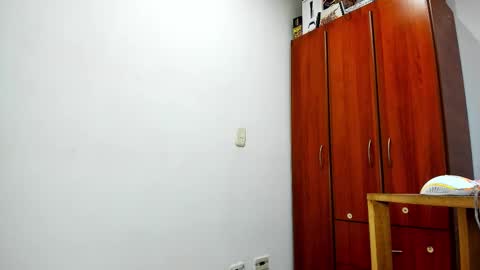 Snapshot of aguslover chatting on 03/01/25, 09:48 Agustin online show from 03/01/25, 09:48