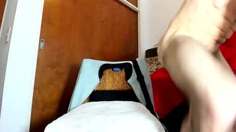 Snapshot of aguslover chatting on 03/15/26, 06:14 Agustin online show from 03/15/26, 06:14