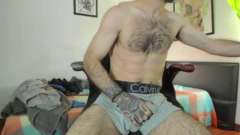 Snapshot of aguslover chatting on 05/27/26, 09:12 Agustin online show from 05/27/26, 09:12