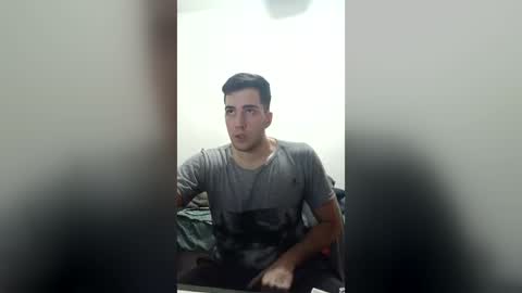 Snapshot of agustinnrod chatting on 07/16/26, 03:29 agustinnrod online show from 07/16/26, 03:29
