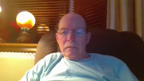 Snapshot of aguynrkfrd chatting on 12/17/24, 10:12 aguynrkfrd online show from 12/17/24, 10:12