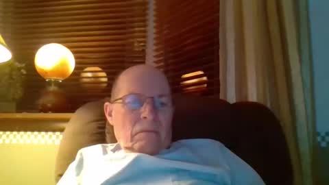 Snapshot of aguynrkfrd chatting on 01/22/25, 10:29 aguynrkfrd online show from 01/22/25, 10:29