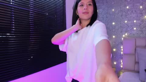 Ahmara  online show from 01/16/25, 02:51