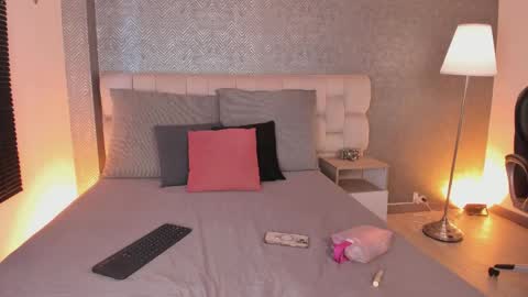 Ahmara  online show from 04/12/26, 11:59