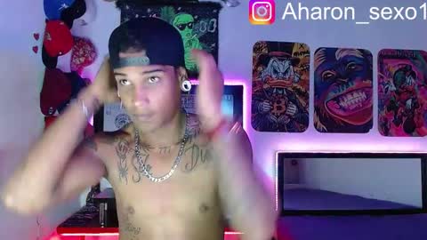 Aharon  Zamora online show from 03/08/25, 07:05