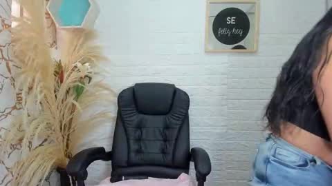 Ahisha online show from 01/27/25, 07:13