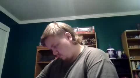 Snapshot of aholbrooks253 chatting on 12/04/24, 03:59 aholbrooks253 online show from 12/04/24, 03:59