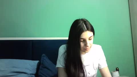 Selena online show from 01/14/25, 04:50