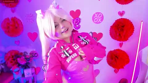 Snapshot of ahri_elderwood chatting on 02/16/26, 04:52 Ahri help me get to 100 online show from 02/16/26, 04:52