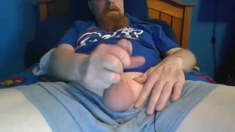 Snapshot of ahrnycumtoy chatting on 04/23/26, 04:53 hrnycummer online show from 04/23/26, 04:53