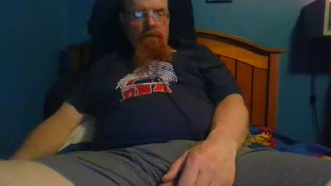 Snapshot of ahrnycumtoy chatting on 05/02/26, 05:12 hrnycummer online show from 05/02/26, 05:12