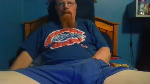 Snapshot of ahrnycumtoy chatting on 06/01/26, 05:53 hrnycummer online show from 06/01/26, 05:53