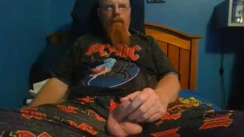 Snapshot of ahrnycumtoy chatting on 07/14/26, 06:07 hrnycummer online show from 07/14/26, 06:07