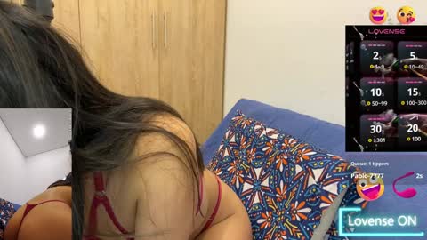 Snapshot of ahsleysnow chatting on 01/23/25, 09:50 AHSLEY online show from 01/23/25, 09:50