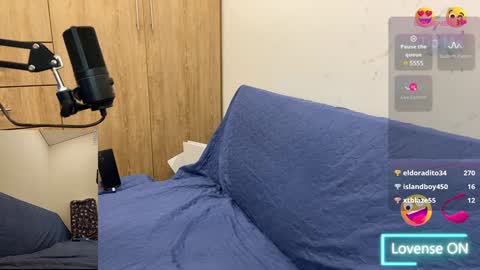 Snapshot of ahsleysnow chatting on 01/23/25, 03:54 AHSLEY online show from 01/23/25, 03:54