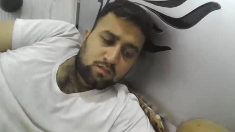 ahtisham118 online show from 11/29/25, 09:18