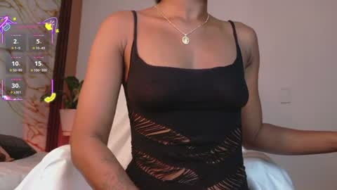 Snapshot of ahvi_ebony chatting on 07/13/26, 12:52 Ahvi Ebony online show from 07/13/26, 12:52