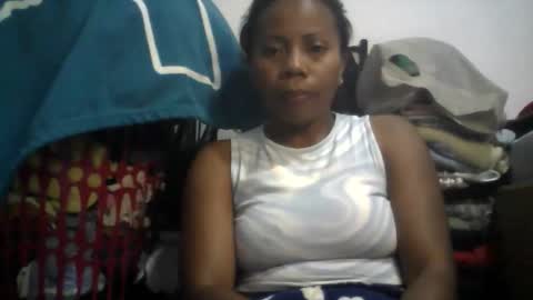Snapshot of aicha_boobs chatting on 05/30/26, 07:22 Aicha boobs online show from 05/30/26, 07:22