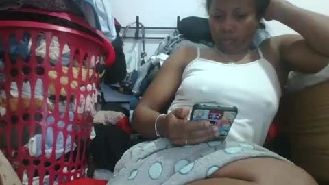 Snapshot of aicha_boobs chatting on 07/13/26, 04:04 Aicha boobs online show from 07/13/26, 04:04