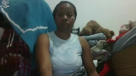 Snapshot of aicha_boobs chatting on 07/21/26, 11:18 Aicha boobs online show from 07/21/26, 11:18