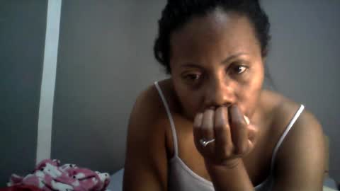 Snapshot of aicha_boobs chatting on 07/31/26, 08:30 Aicha boobs online show from 07/31/26, 08:30