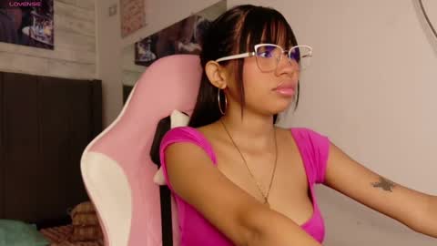 Snapshot of aida_princess chatting on 10/09/25, 11:47 Aida online show from 10/09/25, 11:47