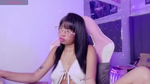 Snapshot of aida_princess chatting on 06/04/26, 11:22 Aida online show from 06/04/26, 11:22