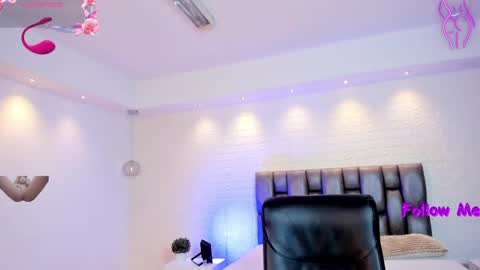 Snapshot of aidajoness chatting on 04/11/26, 12:31 aidajoness online show from 04/11/26, 12:31