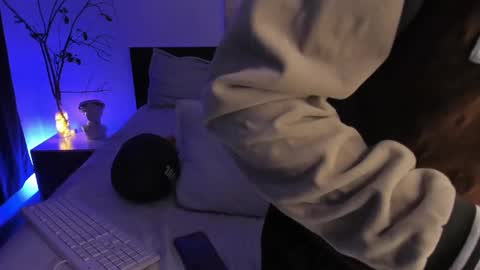 A H  online show from 02/20/25, 03:12