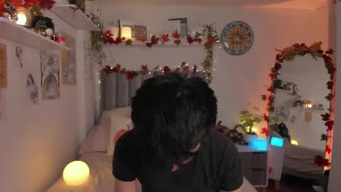 A H  online show from 10/13/25, 12:54