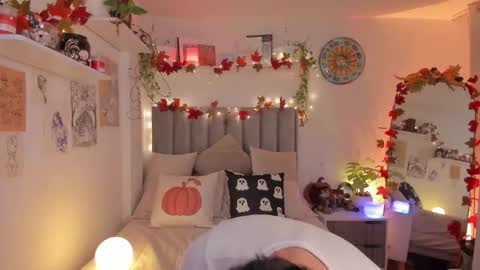 A H  online show from 10/19/25, 12:44