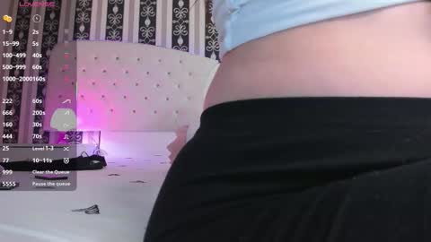 aidasina online show from 11/28/25, 08:11