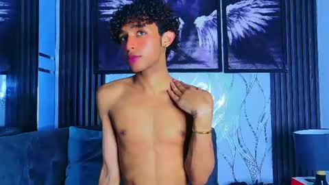Snapshot of aiiron_m chatting on 07/02/26, 08:15 Aaron Winter online show from 07/02/26, 08:15