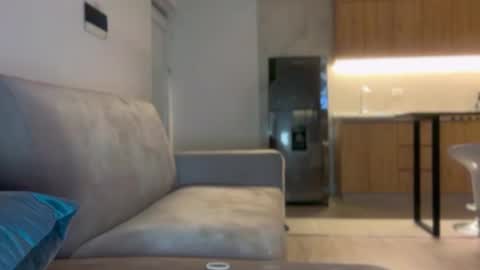Snapshot of aiisha18 chatting on 05/26/26, 02:07 Aiisha online show from 05/26/26, 02:07