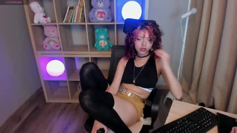 Snapshot of aikoo__ chatting on 04/30/26, 08:57 Aiko online show from 04/30/26, 08:57