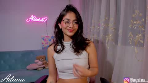 Snapshot of ailana__ chatting on 02/01/25, 02:16 Ailana online show from 02/01/25, 02:16