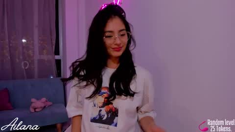 Snapshot of ailana__ chatting on 09/13/25, 02:11 Ailana online show from 09/13/25, 02:11