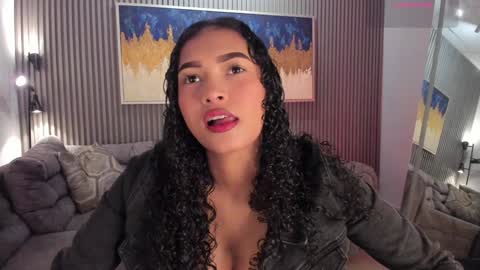 Snapshot of ailann_ chatting on 01/22/25, 07:56 Alisson online show from 01/22/25, 07:56