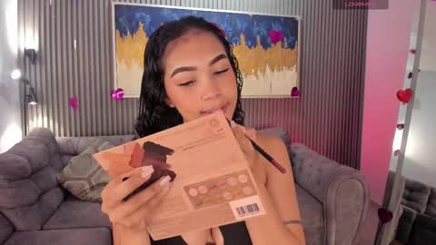 Snapshot of ailann_ chatting on 02/15/25, 07:50 Alisson online show from 02/15/25, 07:50