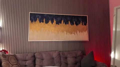 Snapshot of ailann_ chatting on 02/25/25, 07:47 Alisson online show from 02/25/25, 07:47