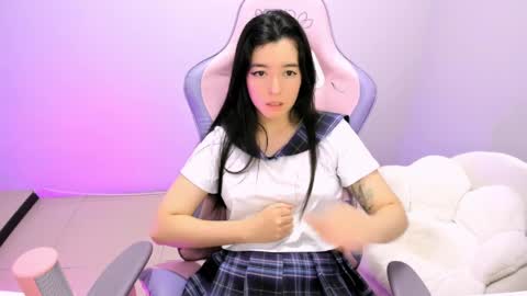 Snapshot of ailee_kawaii chatting on 04/01/26, 01:52 Ailee Hyuga online show from 04/01/26, 01:52