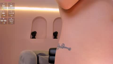 Snapshot of aileenvega chatting on 12/22/24, 07:42 AILEEN VEGA online show from 12/22/24, 07:42