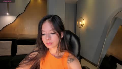 Snapshot of aileenvega chatting on 02/18/25, 07:41 AILEEN VEGA online show from 02/18/25, 07:41