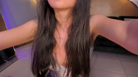 Snapshot of aileenvega chatting on 02/19/25, 01:51 AILEEN VEGA online show from 02/19/25, 01:51