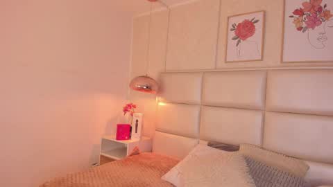 Snapshot of aily_yozuko chatting on 04/17/26, 02:36 Aily Yozuko online show from 04/17/26, 02:36