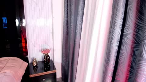 Snapshot of ailynblaze_ chatting on 04/20/26, 05:10 Ailyn Blaze online show from 04/20/26, 05:10