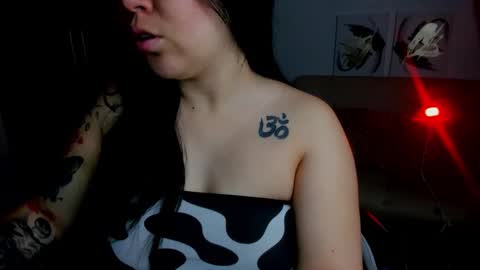 Ailyn  online show from 03/01/26, 04:03